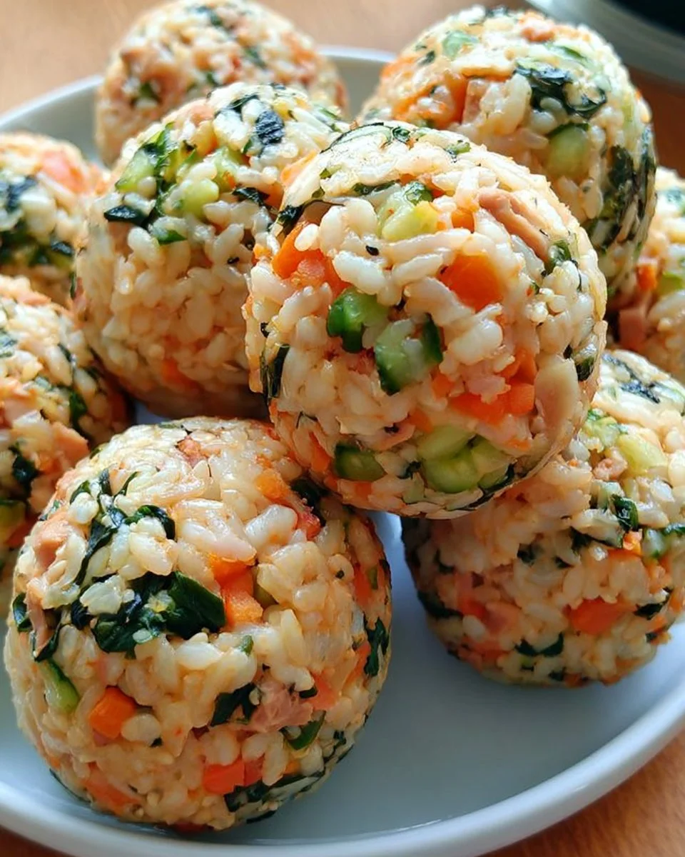 Schüssel mit Jumeokbap, einem traditionellen koreanischen Reisgericht